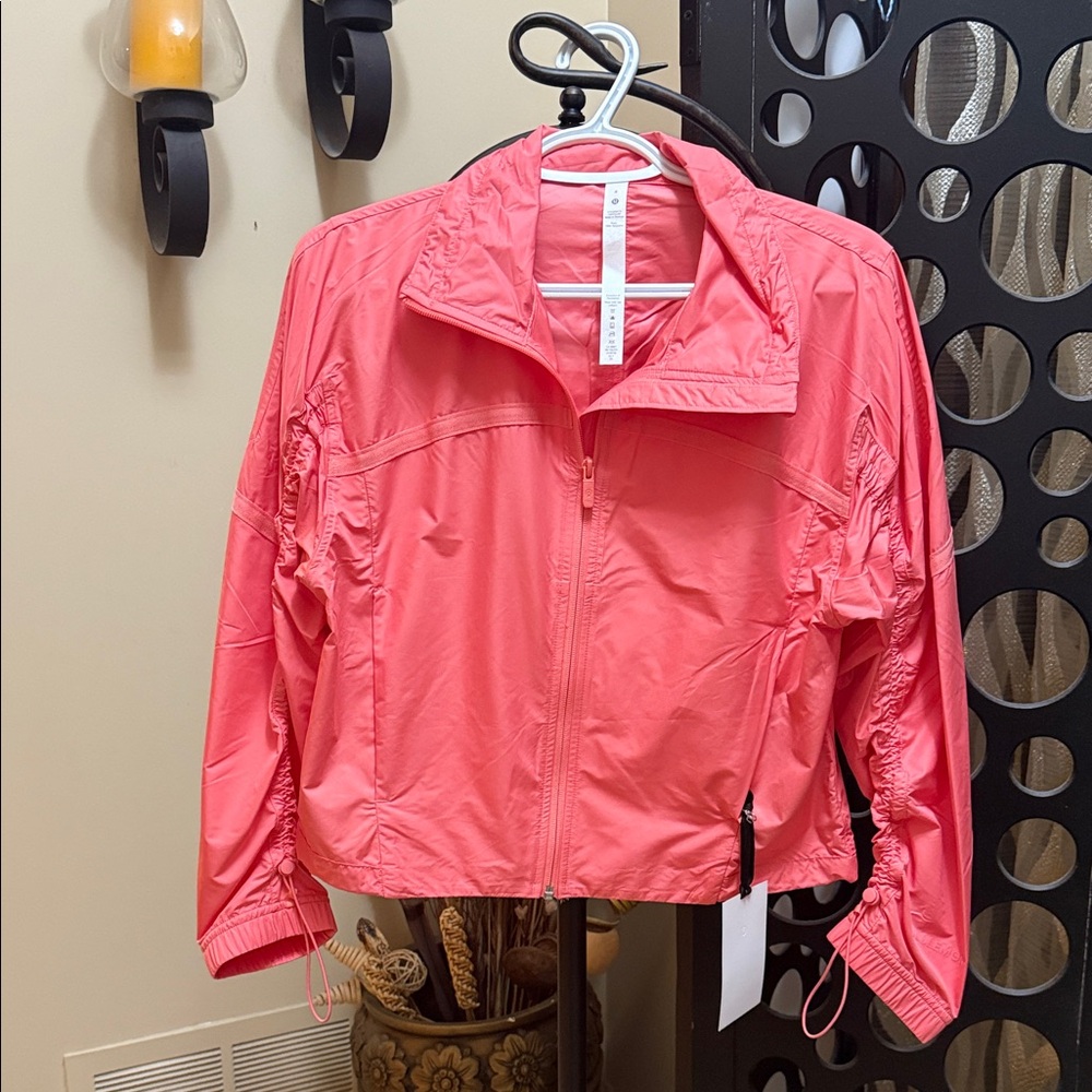 Lululemon Women's Pink Jacket